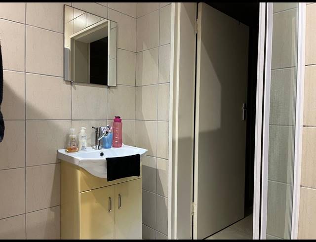 1 BEDROOM APARTMENT TO LET IN MELKBOSSTRAND CENTRAL